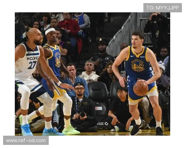 戈贝尔挡拆保护篮筐效率提升，内线防守成湖人核心盾牌